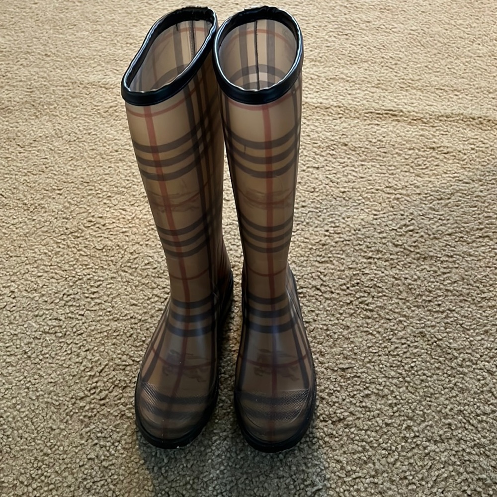 Burberry rain boots